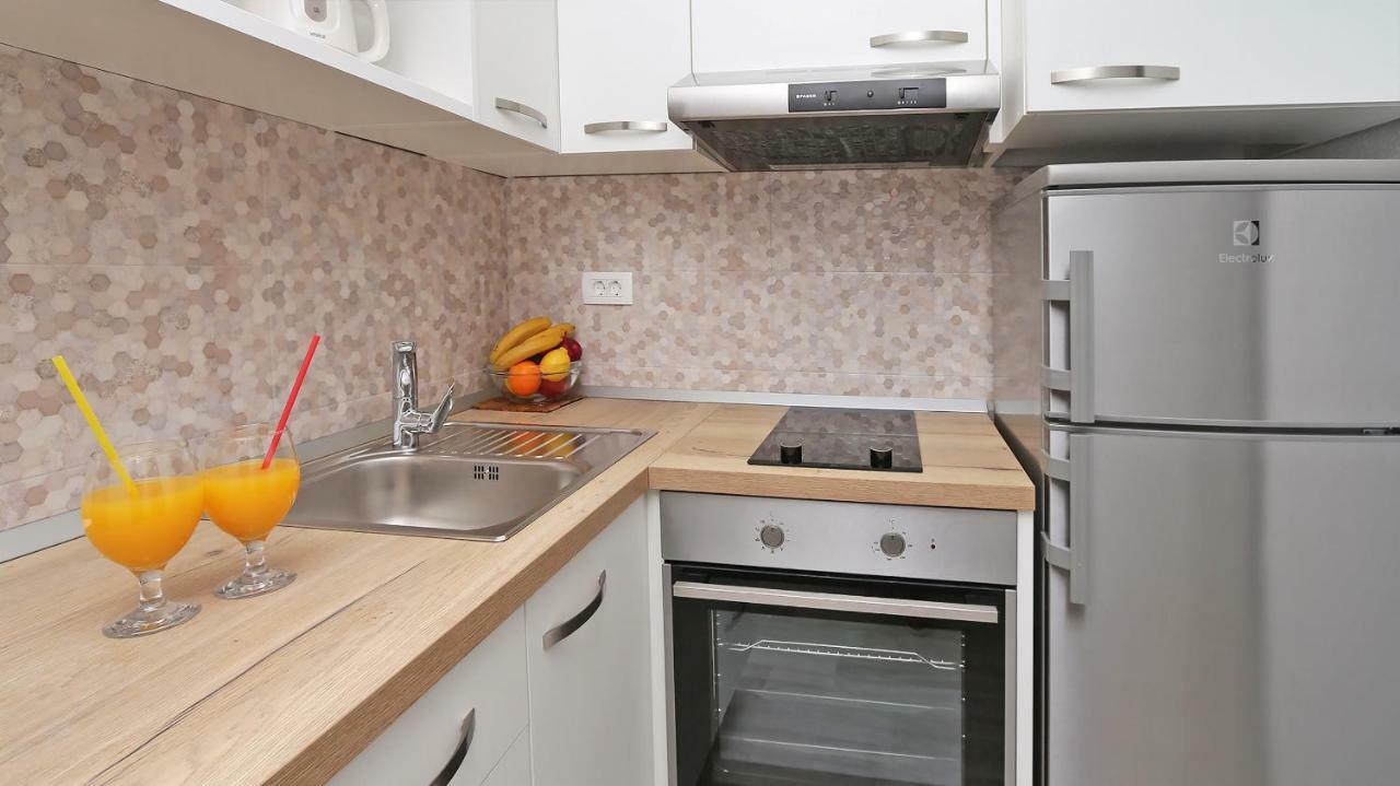 Modern Apartments Iva Makarska Exterior photo