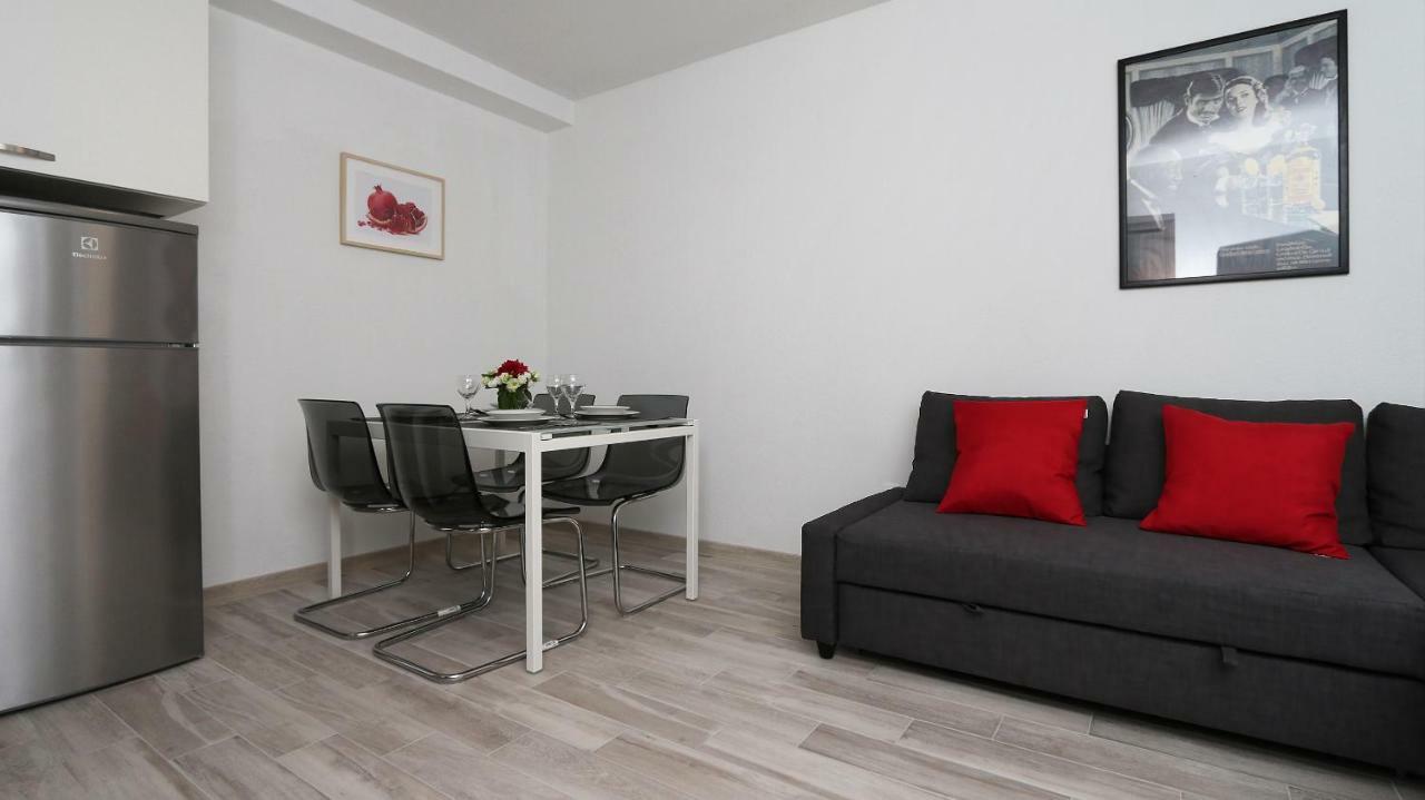 Modern Apartments Iva Makarska Exterior photo